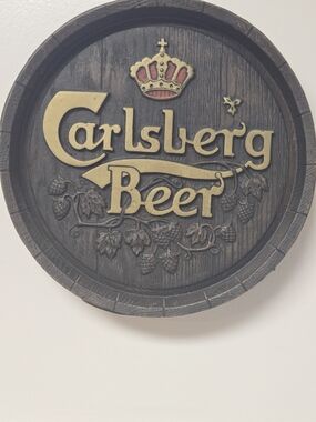 Vintage Carlsberg Beer Faux Wood Wall Plaque 11" Diameter